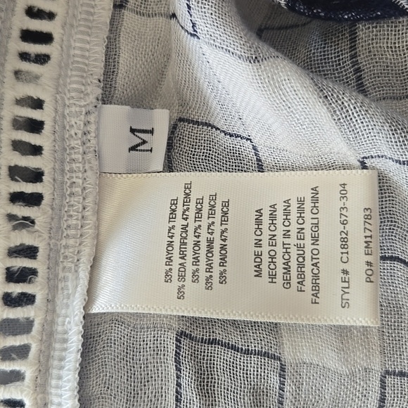 Cloth & Stone Anthropologie Navy and White Gingham Sleeveless Blouse - Picture 12 of 15